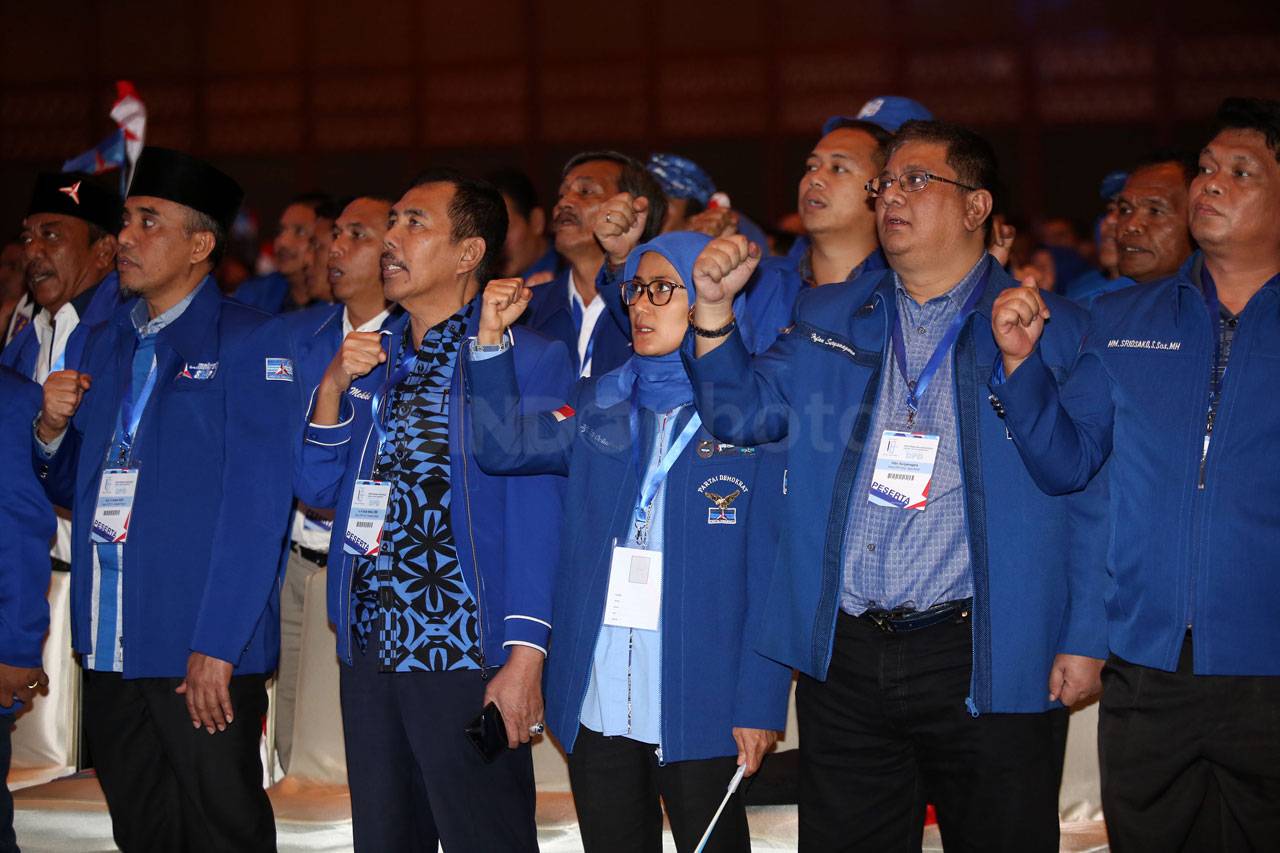 Ratusan Anggota DPR...