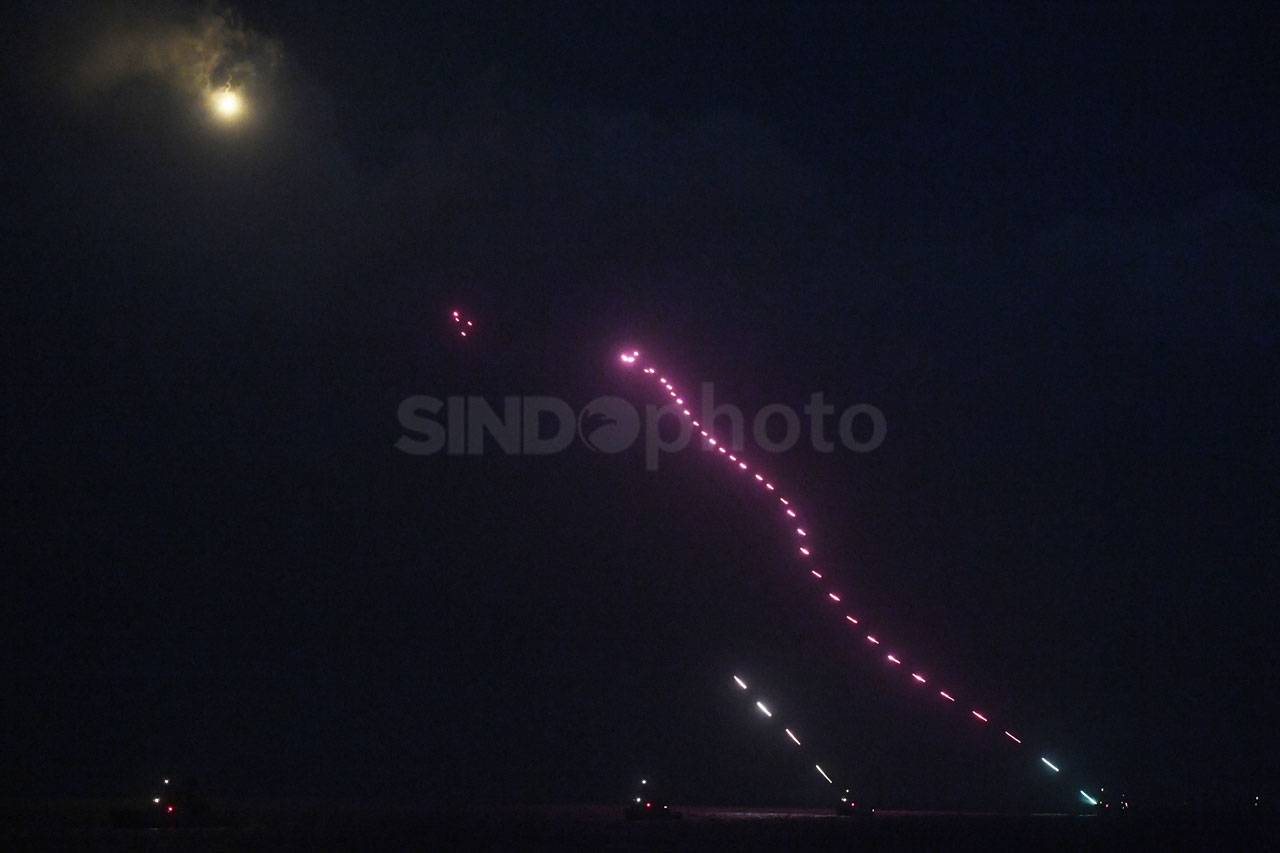 Kapal Perang dan Helikopter...