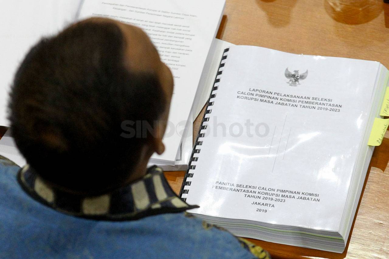 Komisi III Gelar Uji...