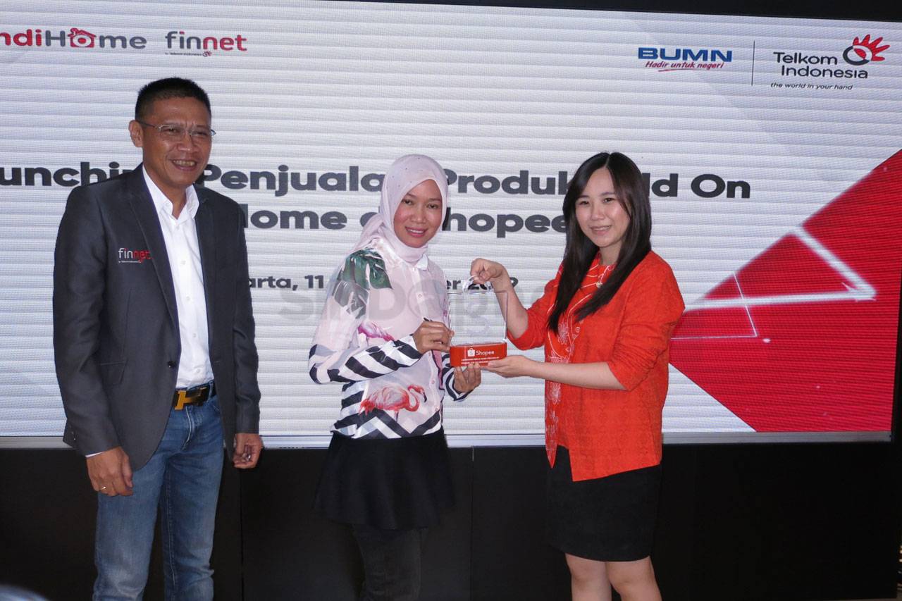 Telkom Jalin Kerja Sama...