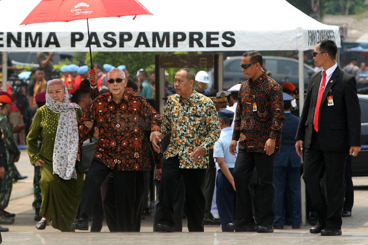 BJ Habibie Dimakamkan...