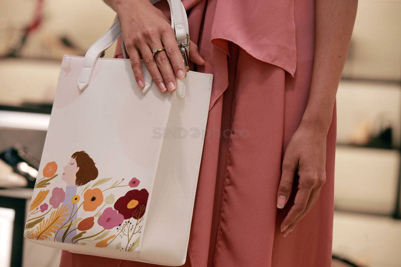 Charles & Keith Luncurkan...