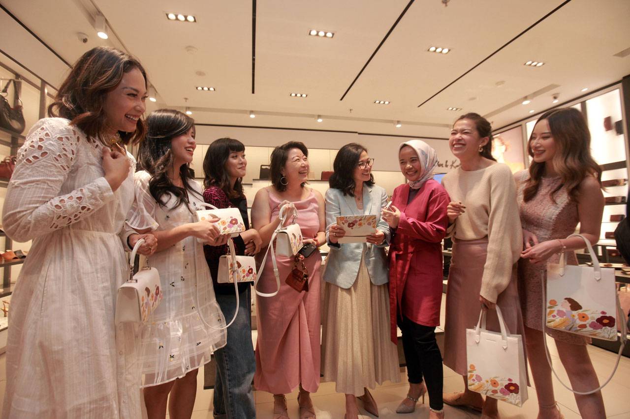 Charles & Keith Luncurkan...