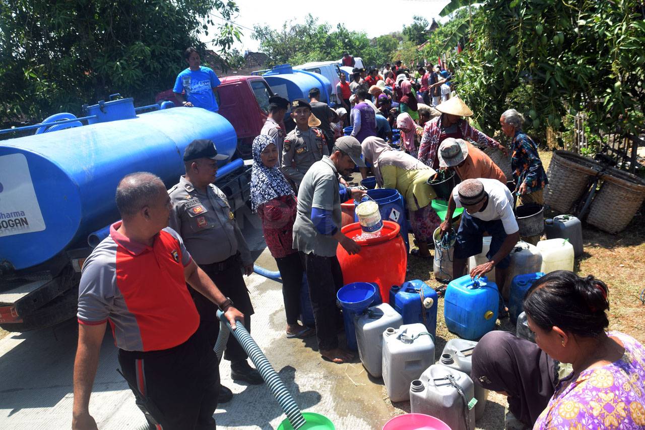 Polda Jateng Distribusikan...