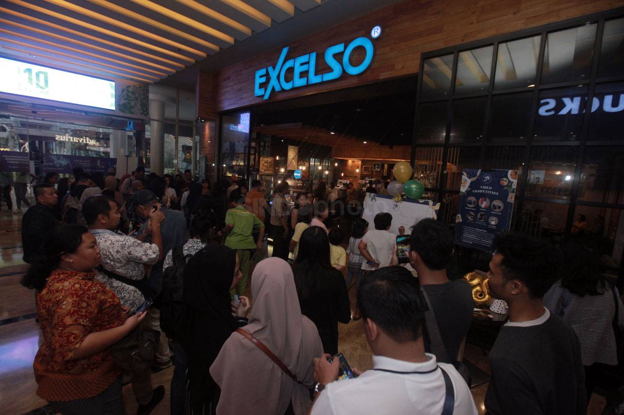 Excelso Bagi-Bagi Hadiah...