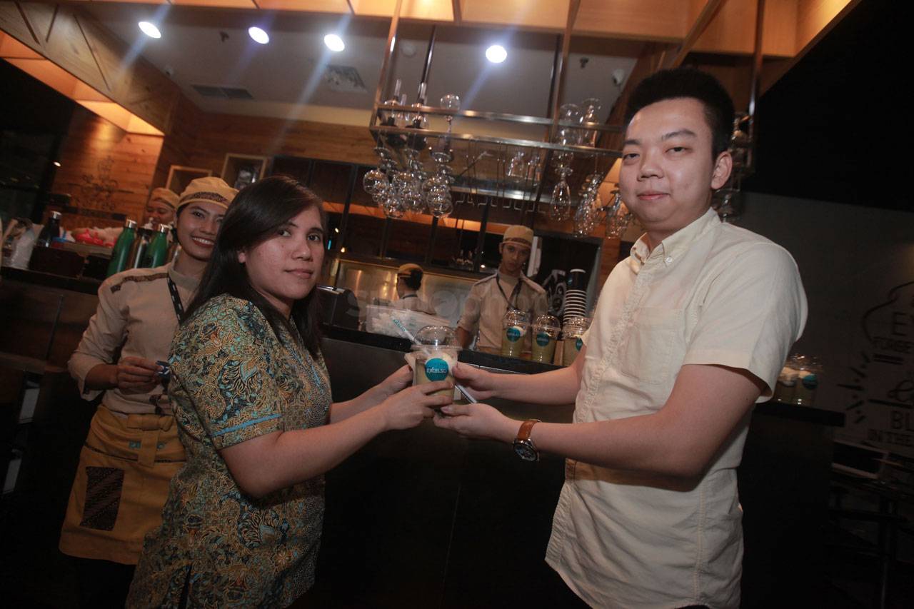 Excelso Bagi-Bagi Hadiah...