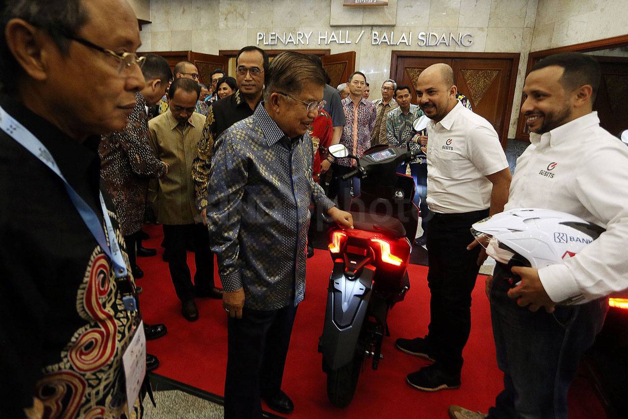 Wapres Buka Pameran...