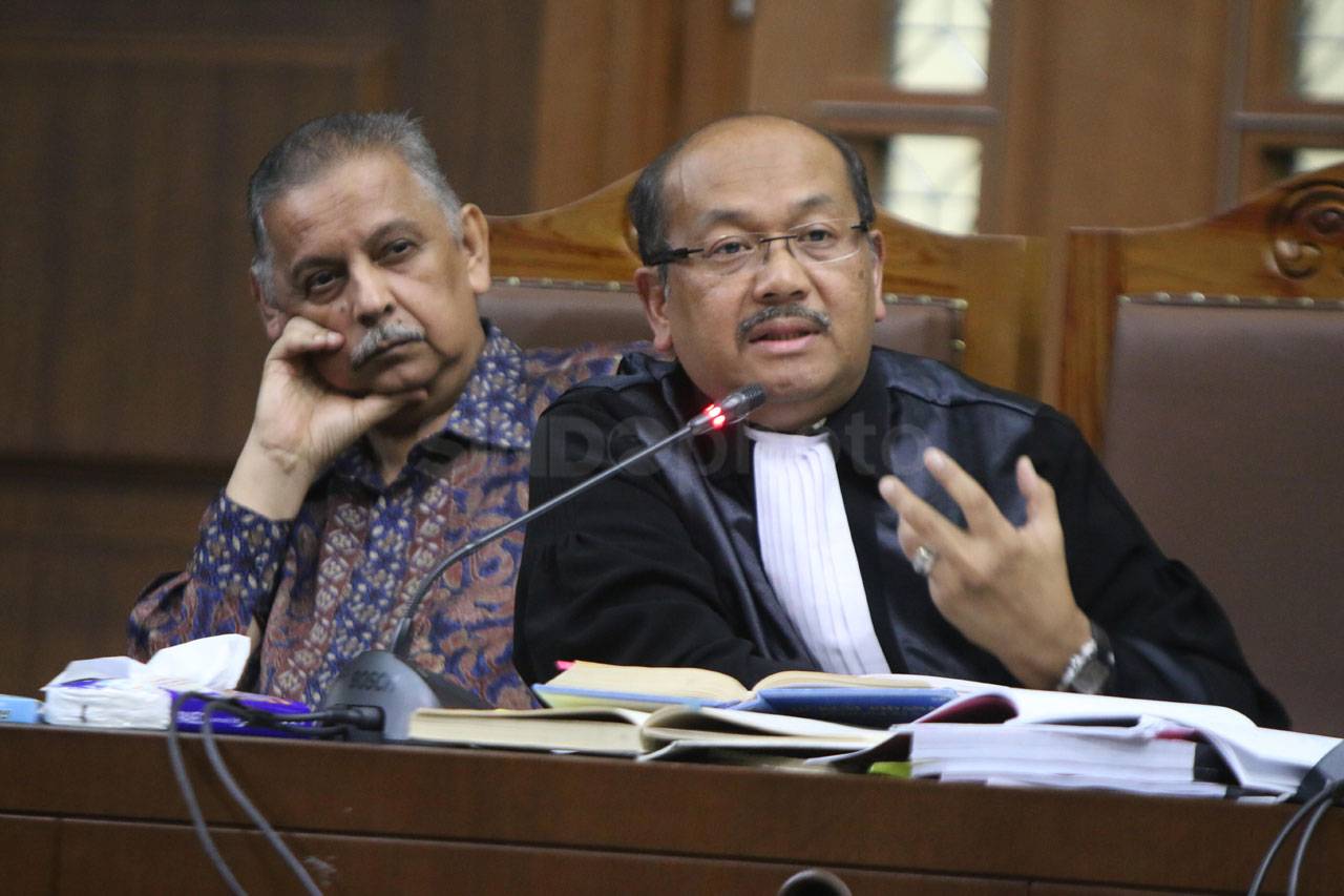 Ahli Hukum Pidana Prof...