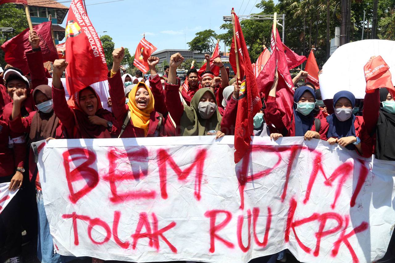 BEM Muhammadiyah Tolak...