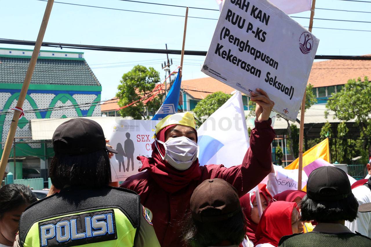 Gemas Jatim Desak Pengesahan...