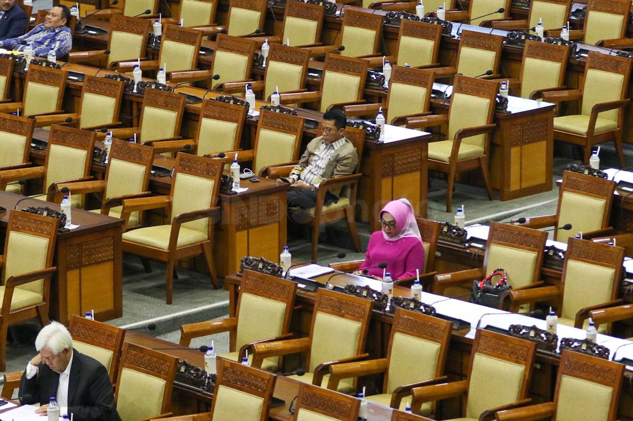 DPR Sahkan RUU KPK