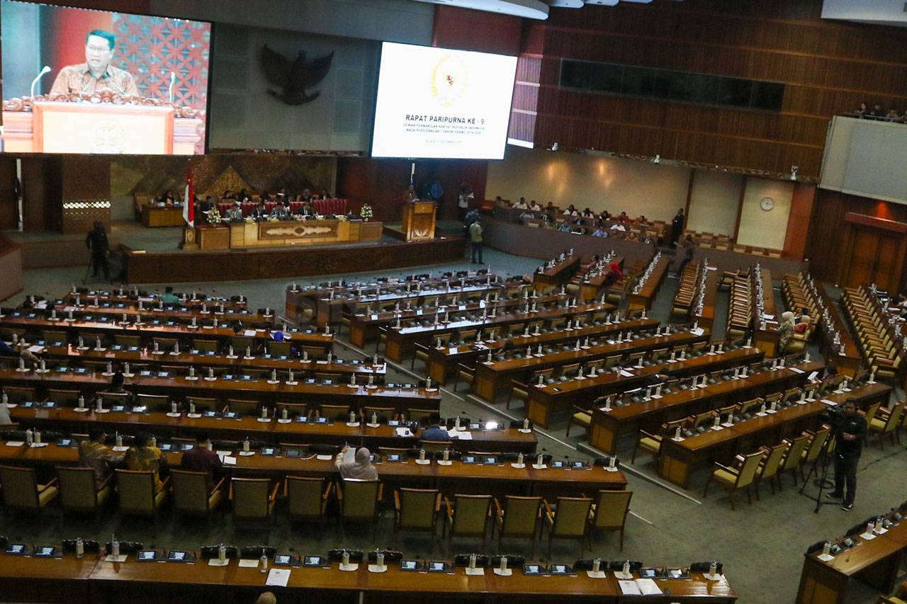 DPR Sahkan RUU KPK