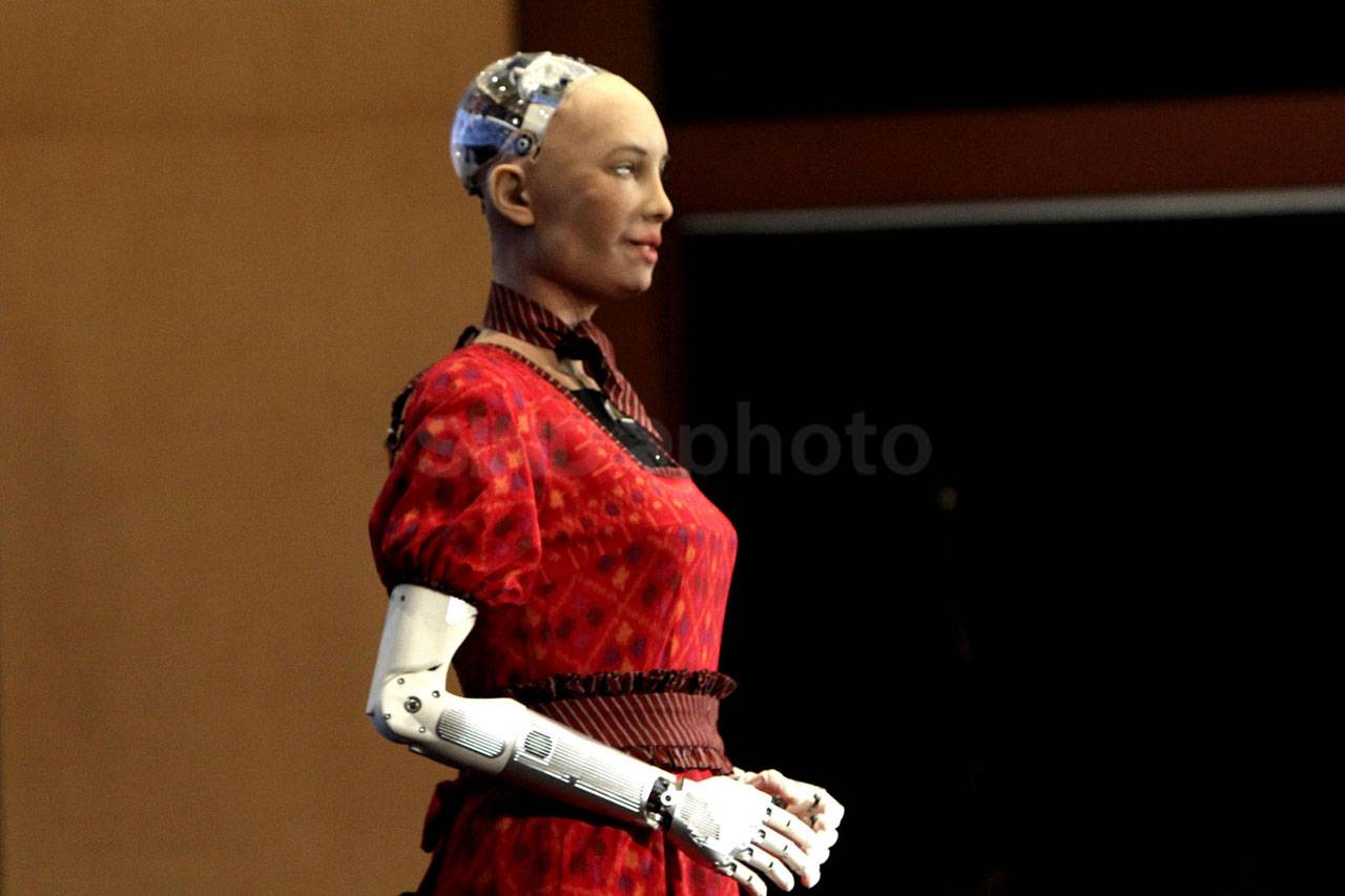 Robot Sophia Tampil...