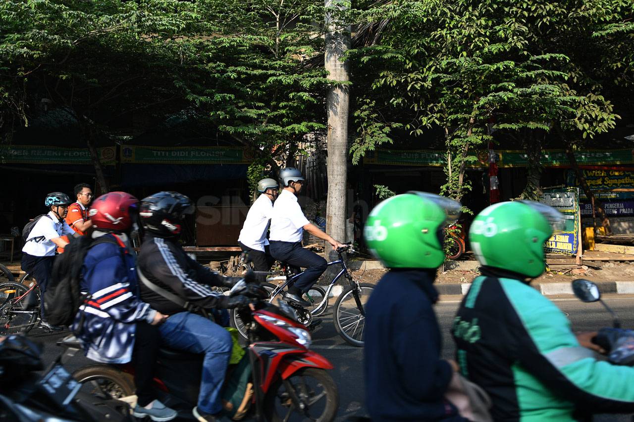 Gubernur Anies Baswedan...