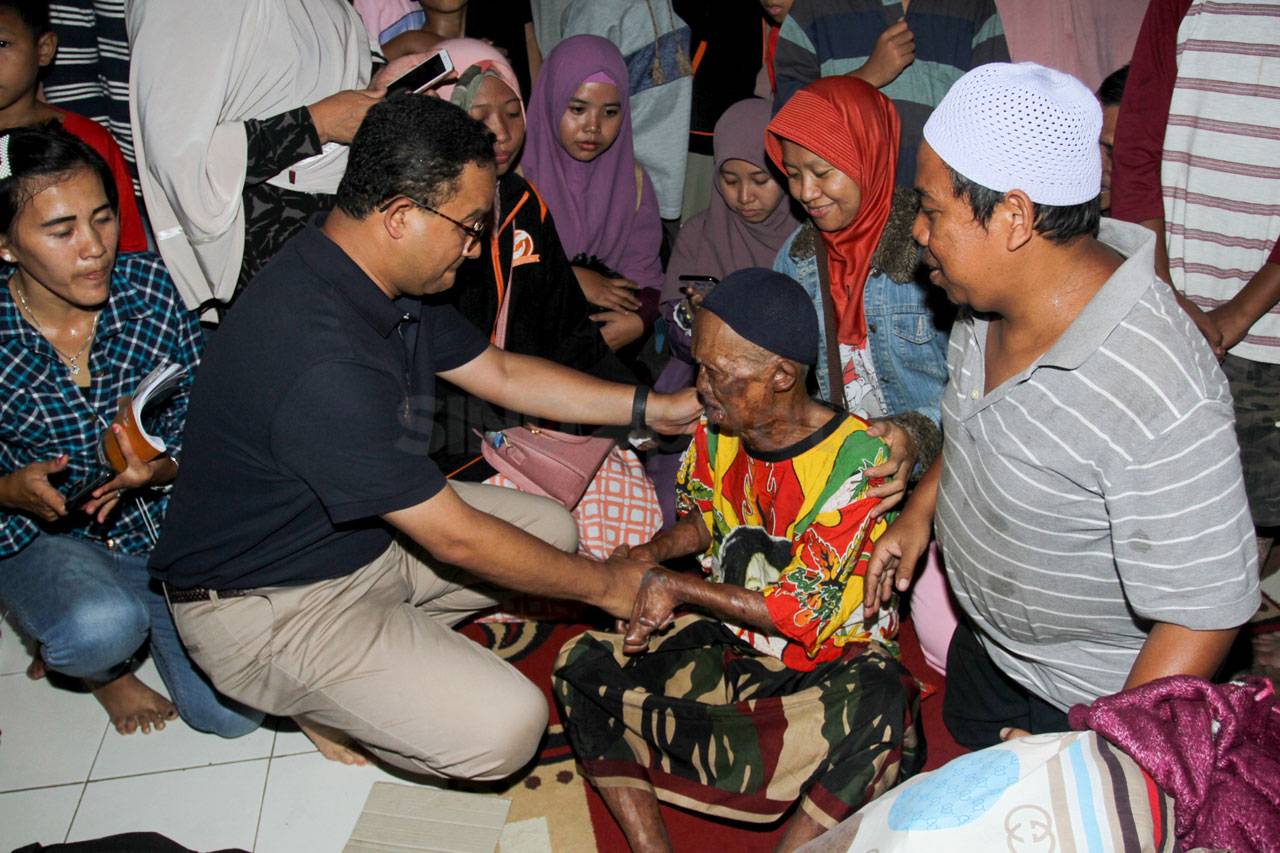 Anies Baswedan Kunjungi...