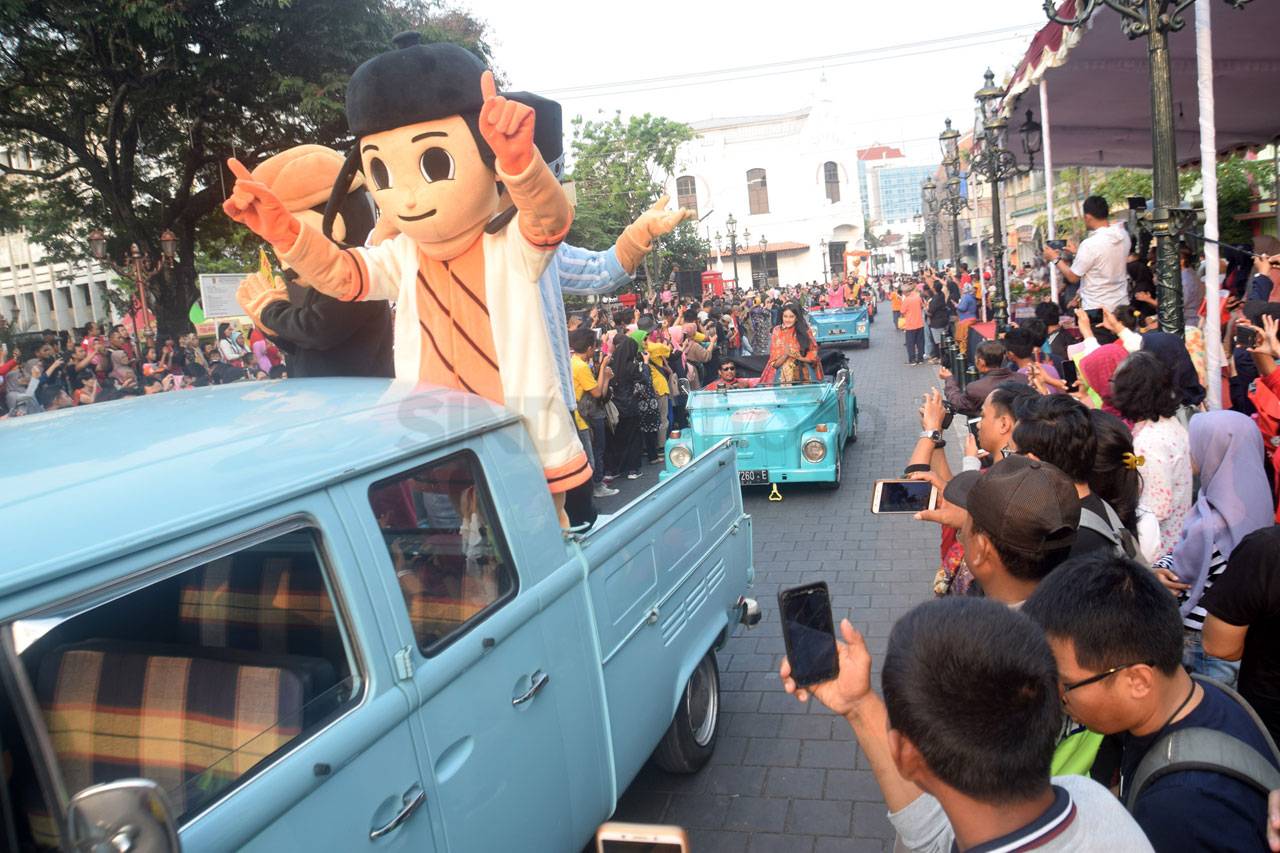 Semarak Indische Parade...