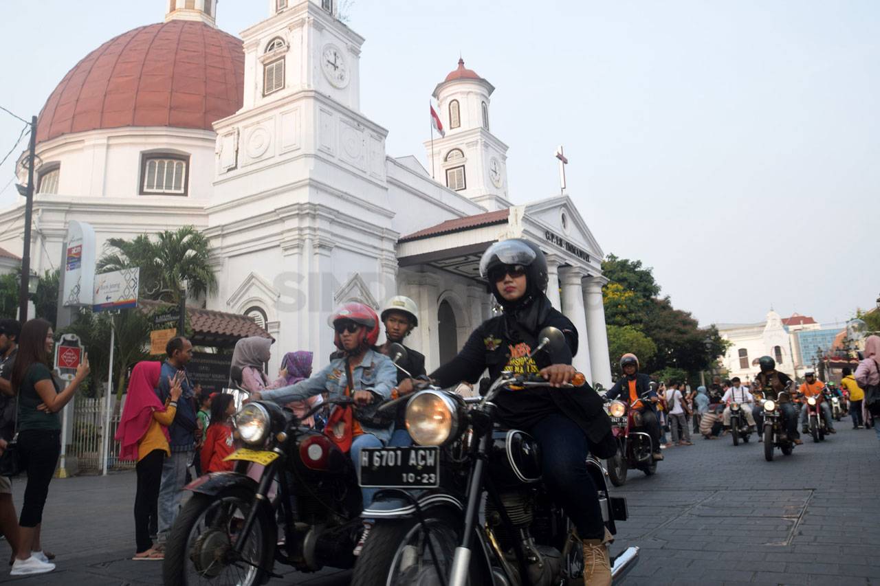 Semarak Indische Parade...
