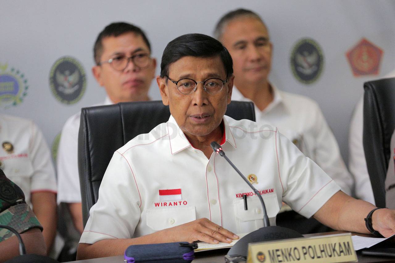 Wiranto Tanggapi Isu...