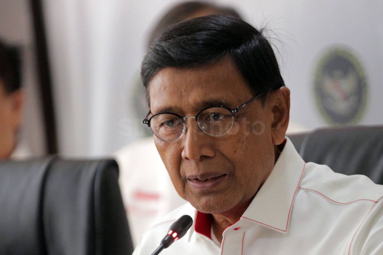 Wiranto Tanggapi Isu...