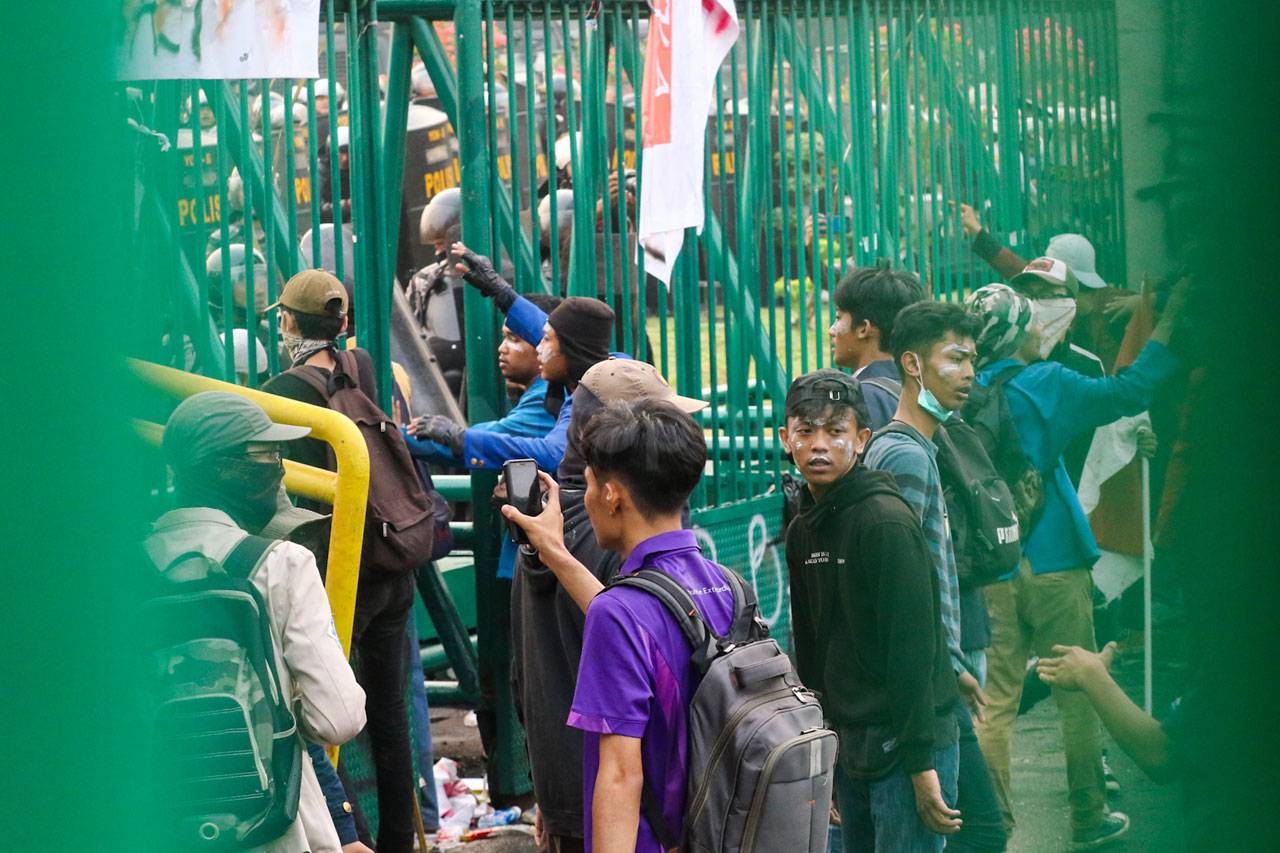 Demo di Depan DPR Berakhir...