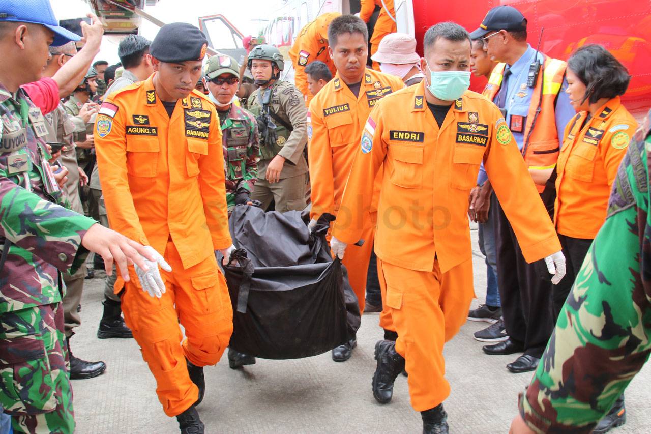 Korban Kecelakaan Pesawat...
