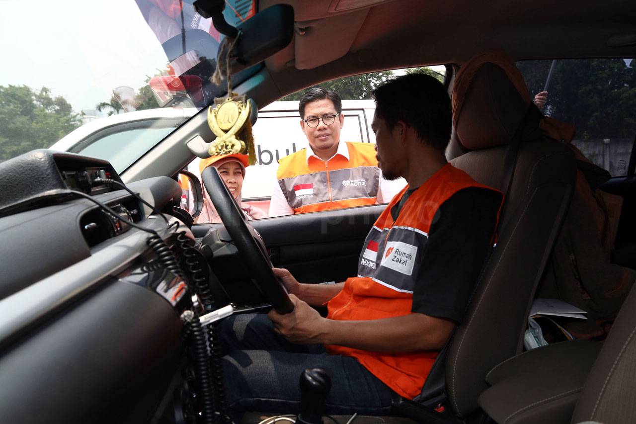 Rumah Zakat Berangkatkan...
