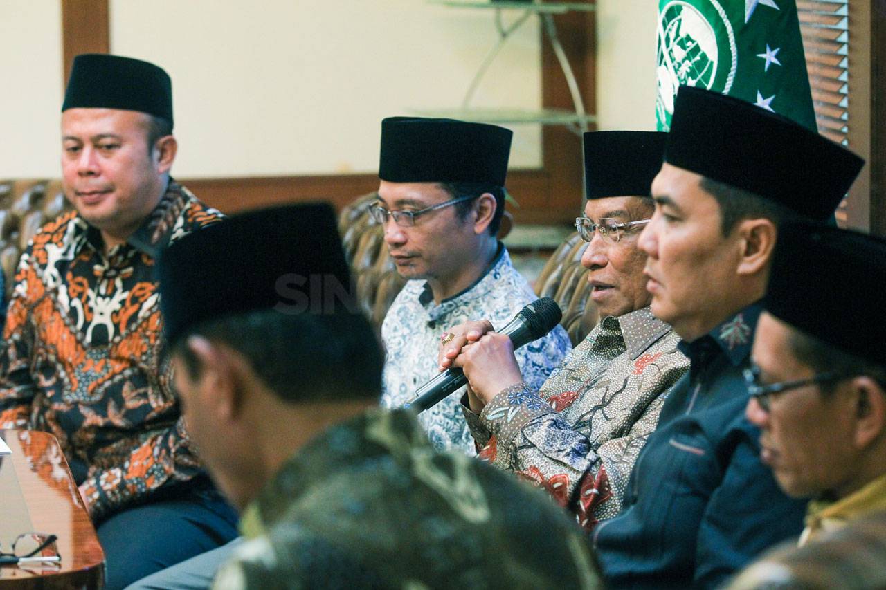 Fraksi PKB DPR Serahkan...