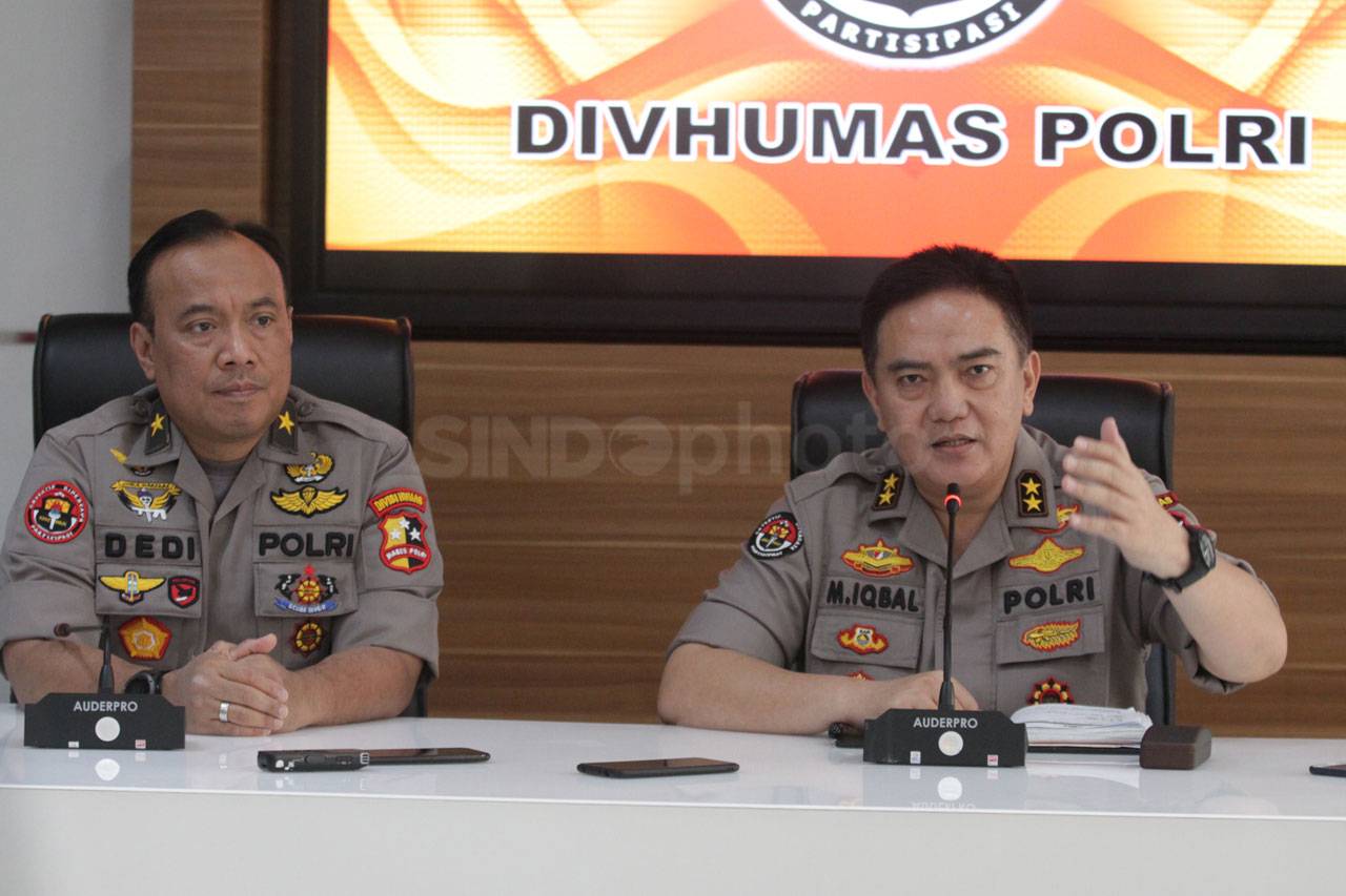 Polri Bentuk Tim Investigasi...