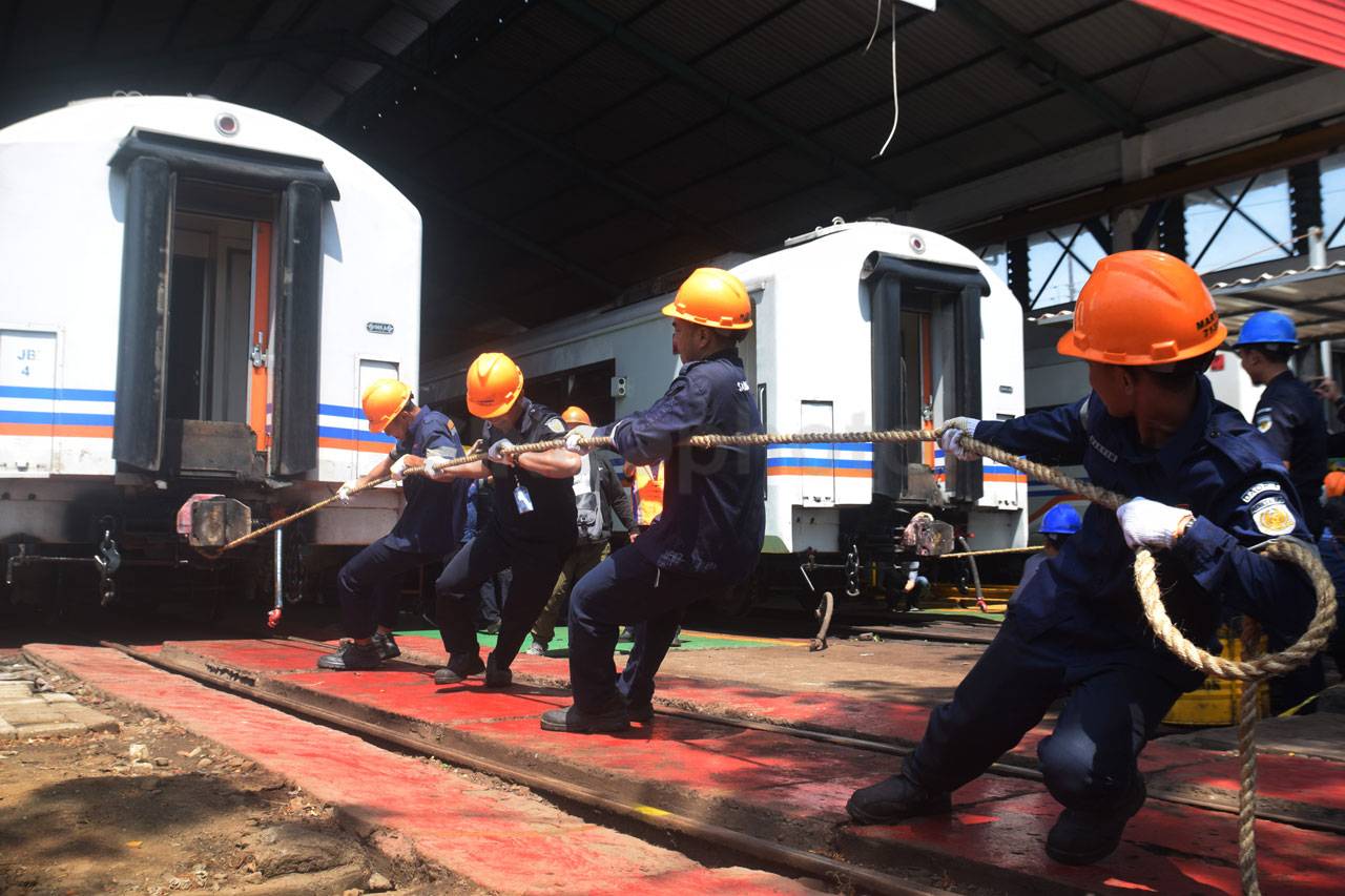 Lomba Narik Lokomotif...