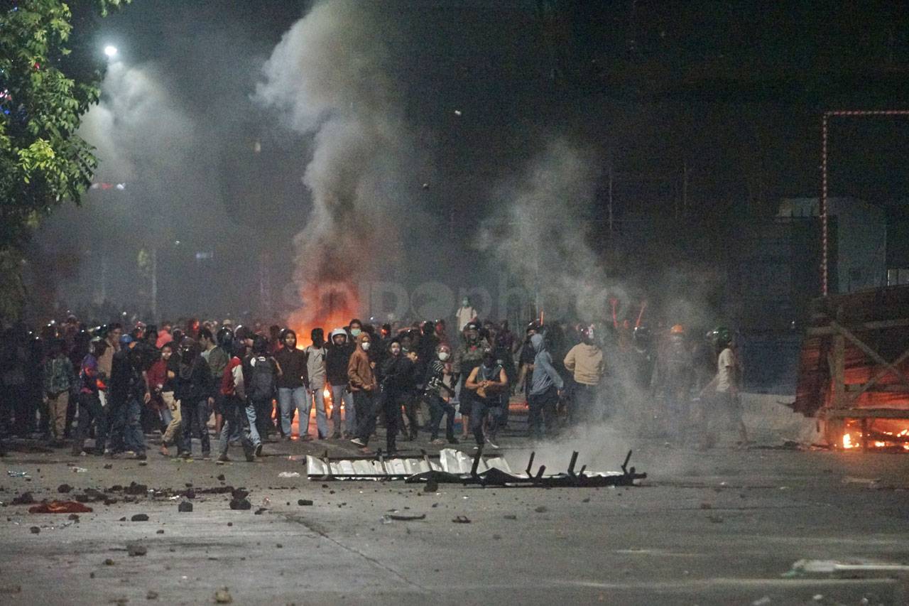 Demonstrasi di Makassar...