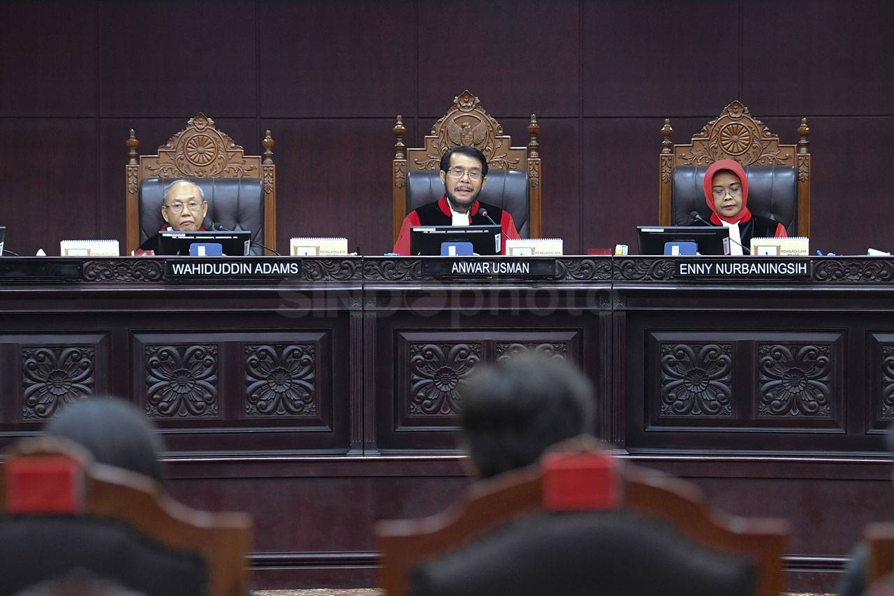 MK Gelar Sidang Perdana...