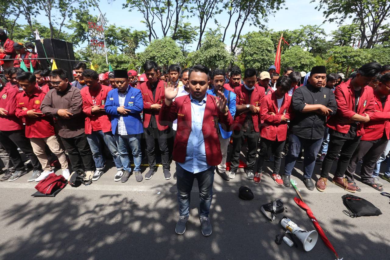 IMM Salat Ghaib di Depan...