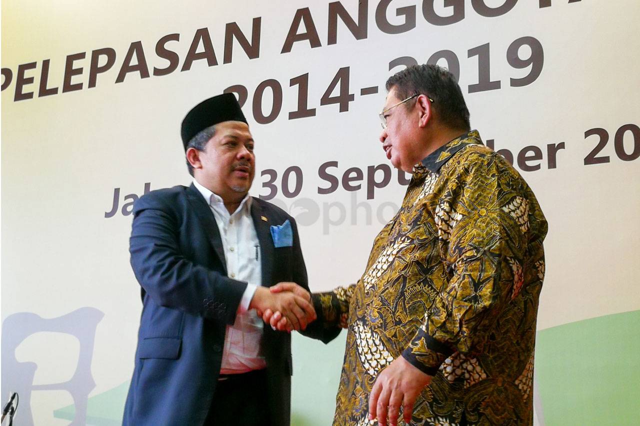 Taspen Serahkan Uang...