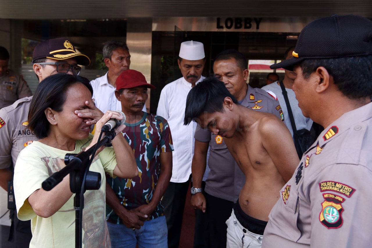 Polisi dan TNI Amankan...