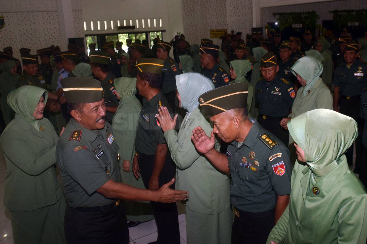 112 Perwira Menengah...