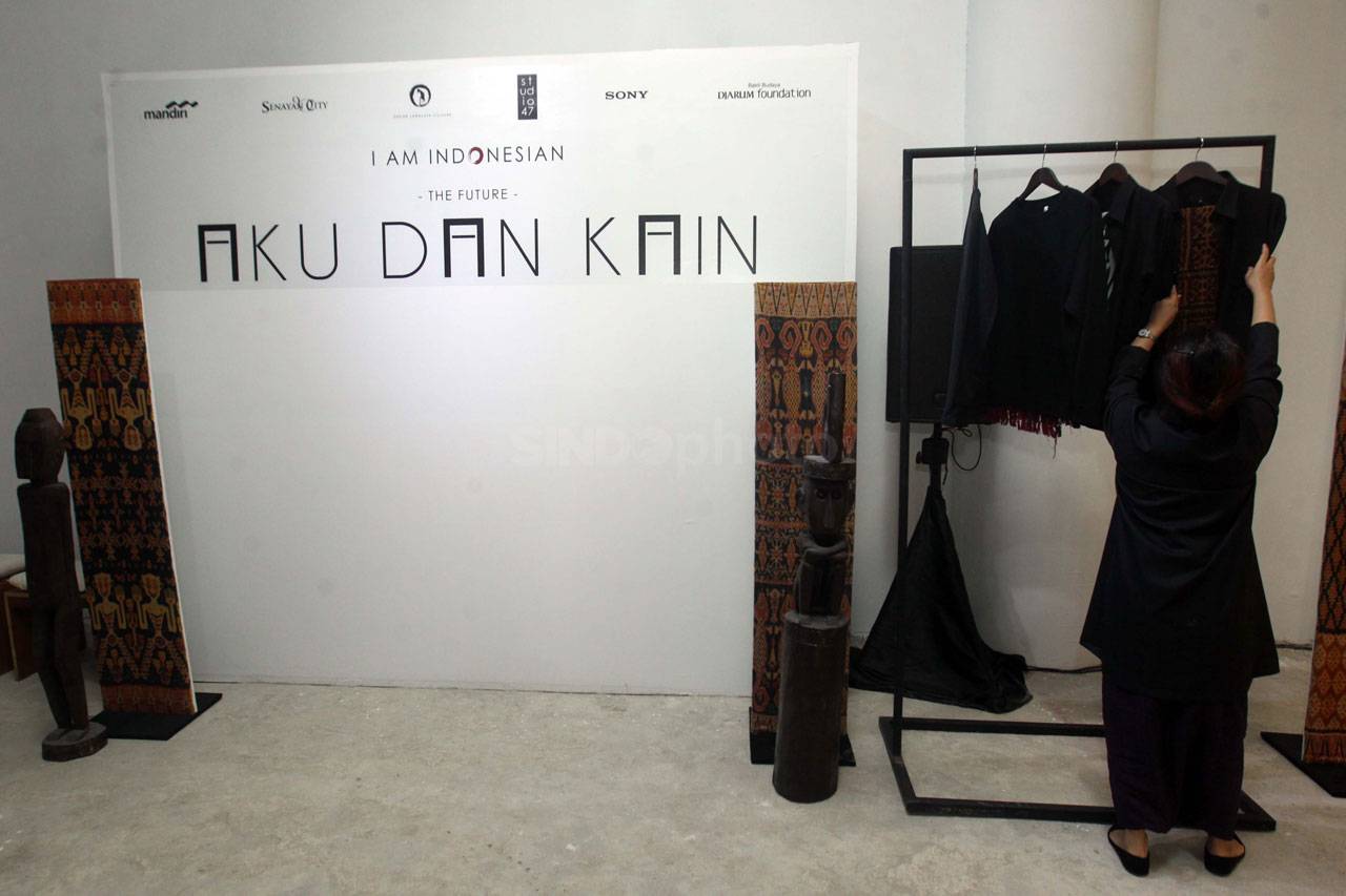 100 Kain Nusantara Kreasi...