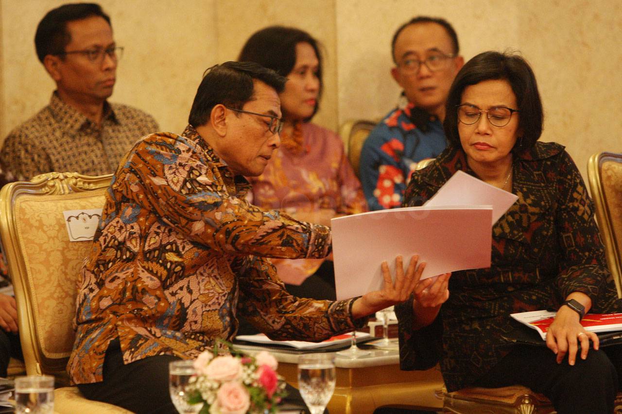 Presiden Jokowi Pimpin...