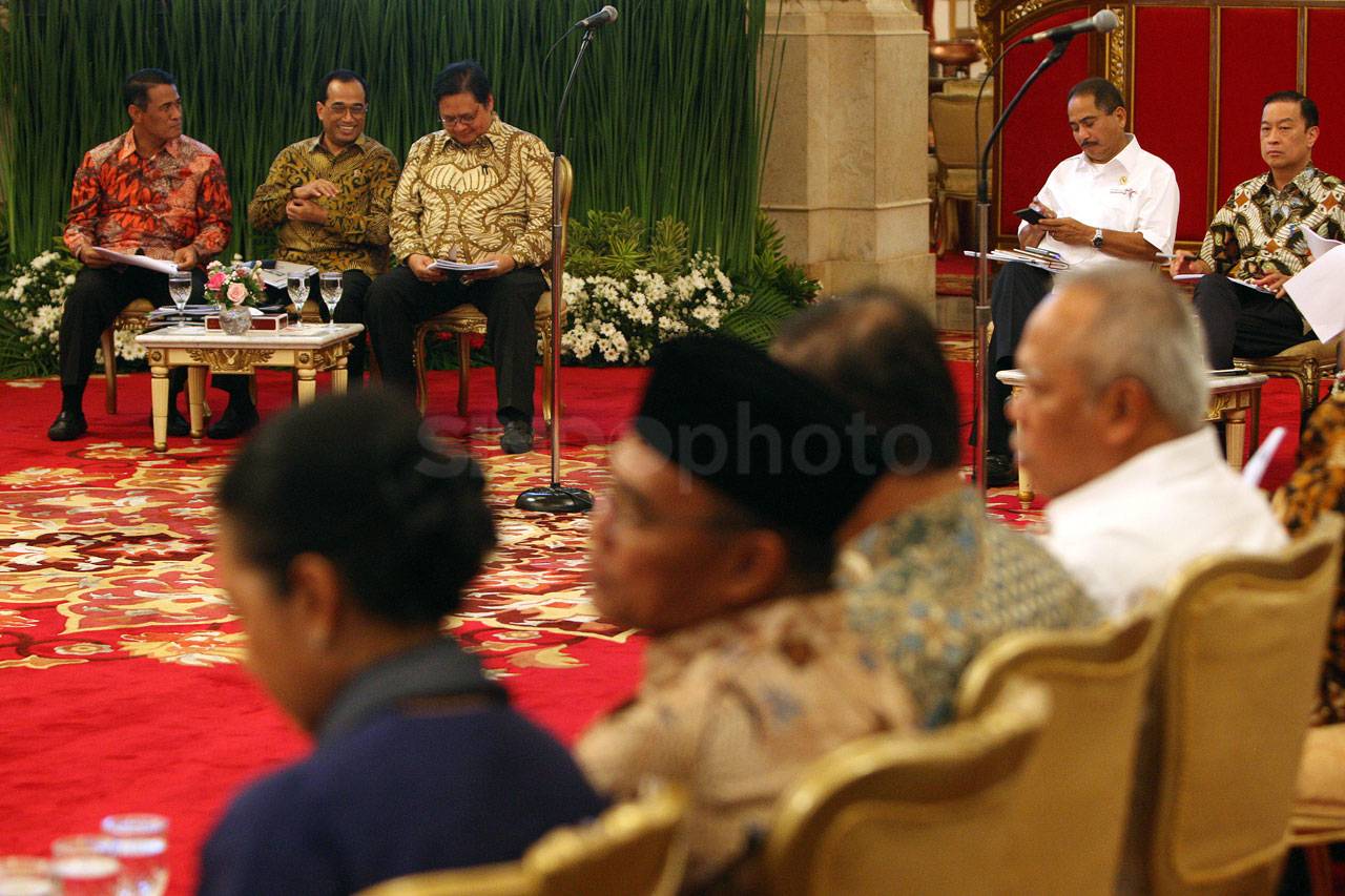 Presiden Jokowi Pimpin...