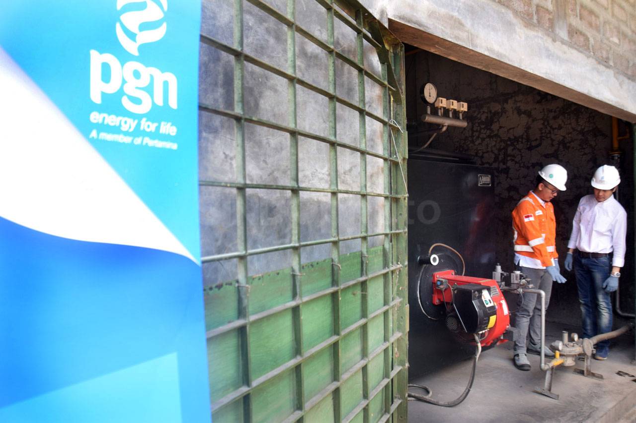 Pasokan Gas Bumi Sektor...