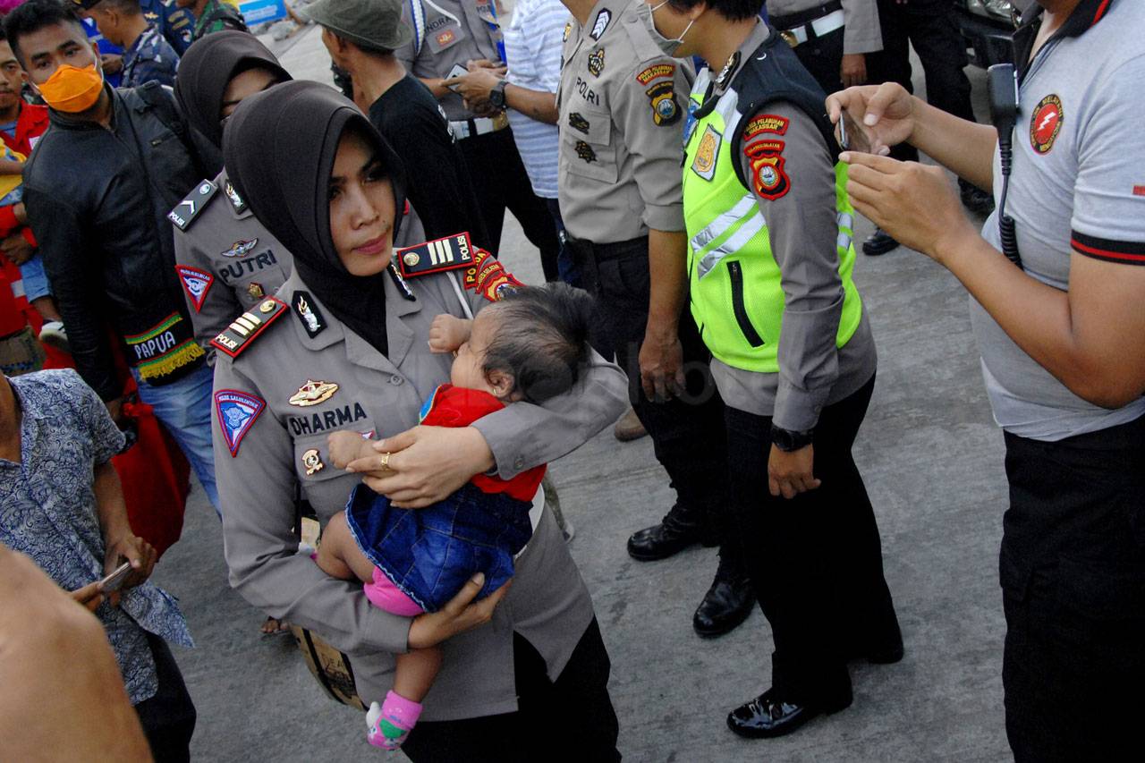Pengungsi Korban Kerusuhan...