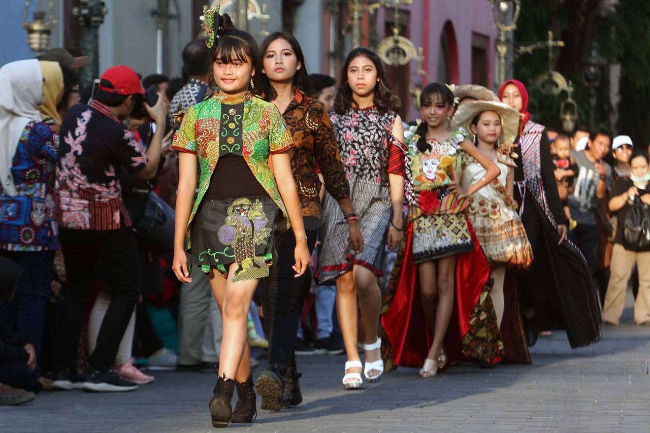 Batik On The Street...