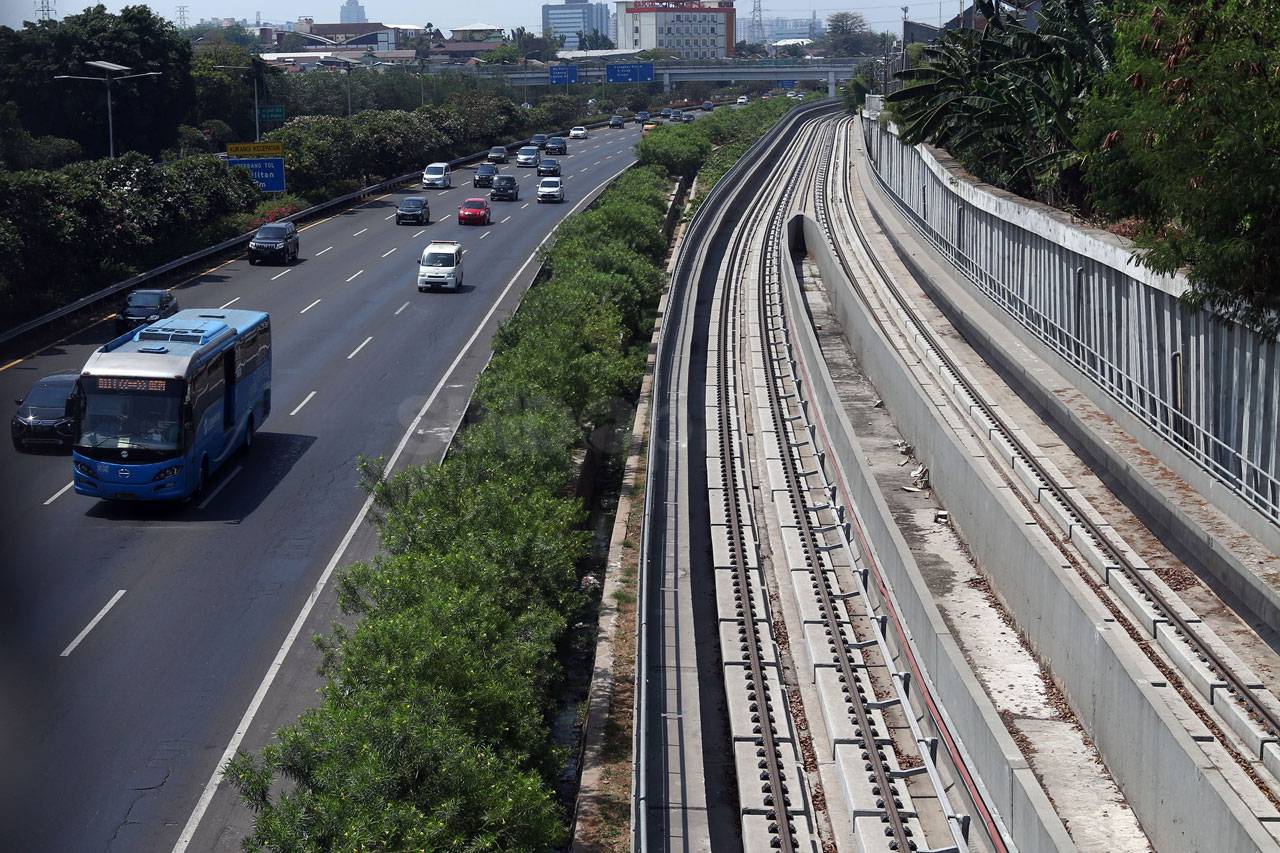 LRT Jabodebek Siap Diuji...