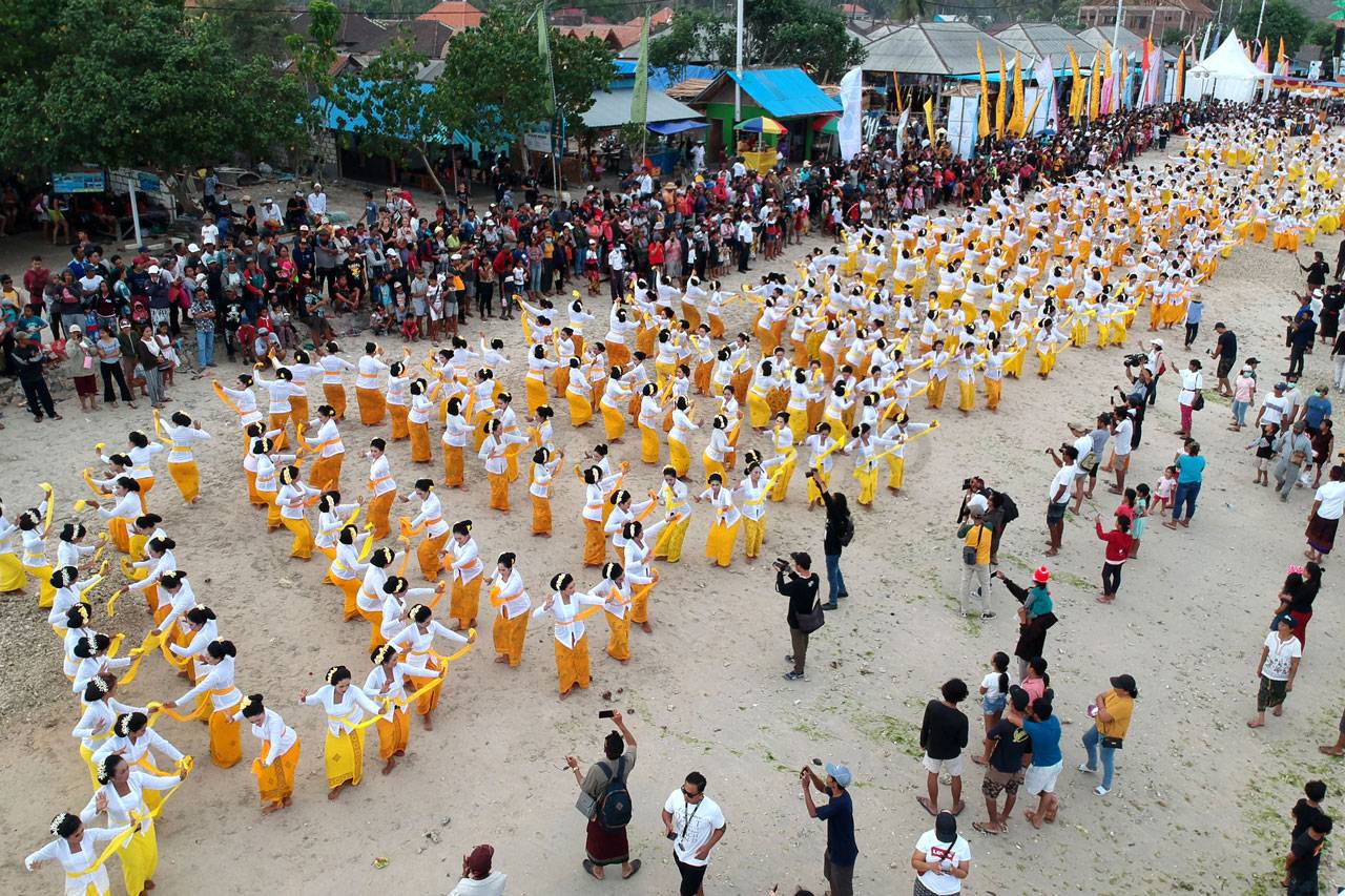 Ritual Pekelem Buka...