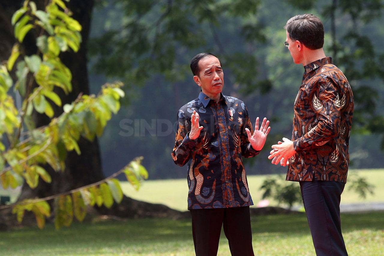 Presiden Jokowi Terima...