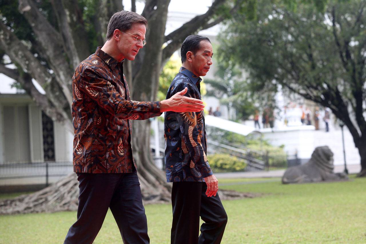 Presiden Jokowi Terima...