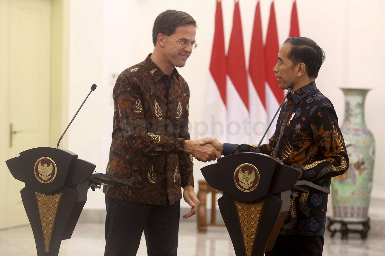 Presiden Jokowi Terima...