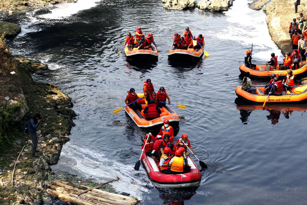 Sungai Cileungsi Masih...