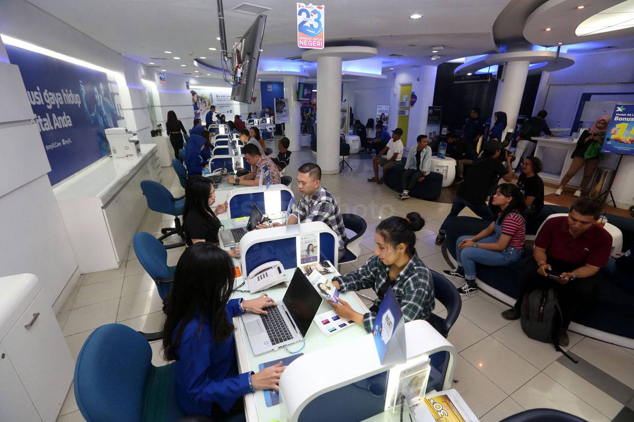 HUT ke-23, XL Axiata...