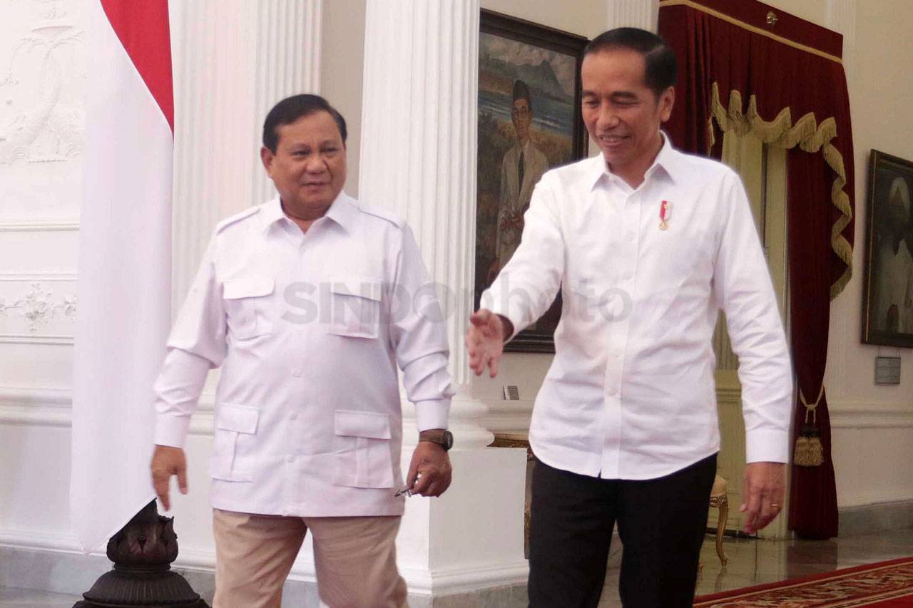 Presiden Jokowi Bertemu...