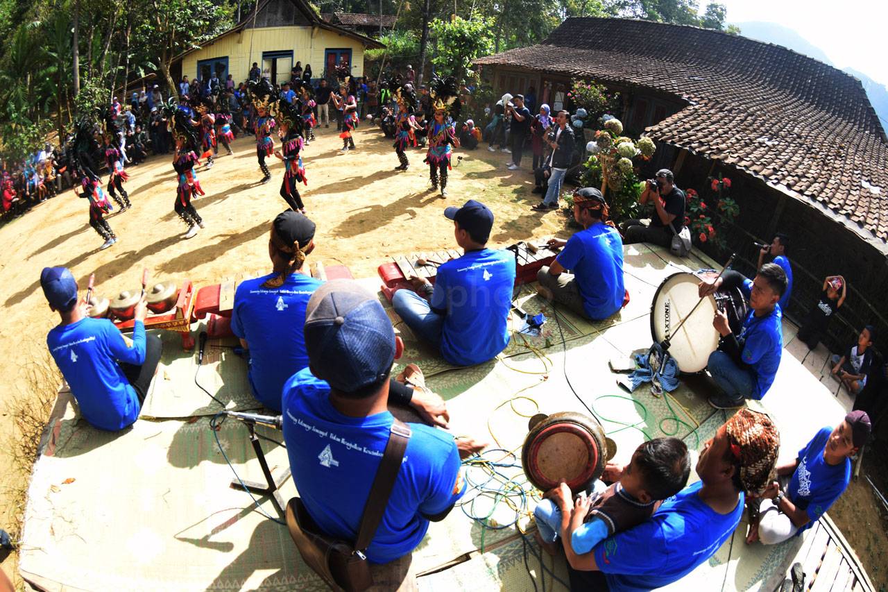 Semarak Festival Lereng...